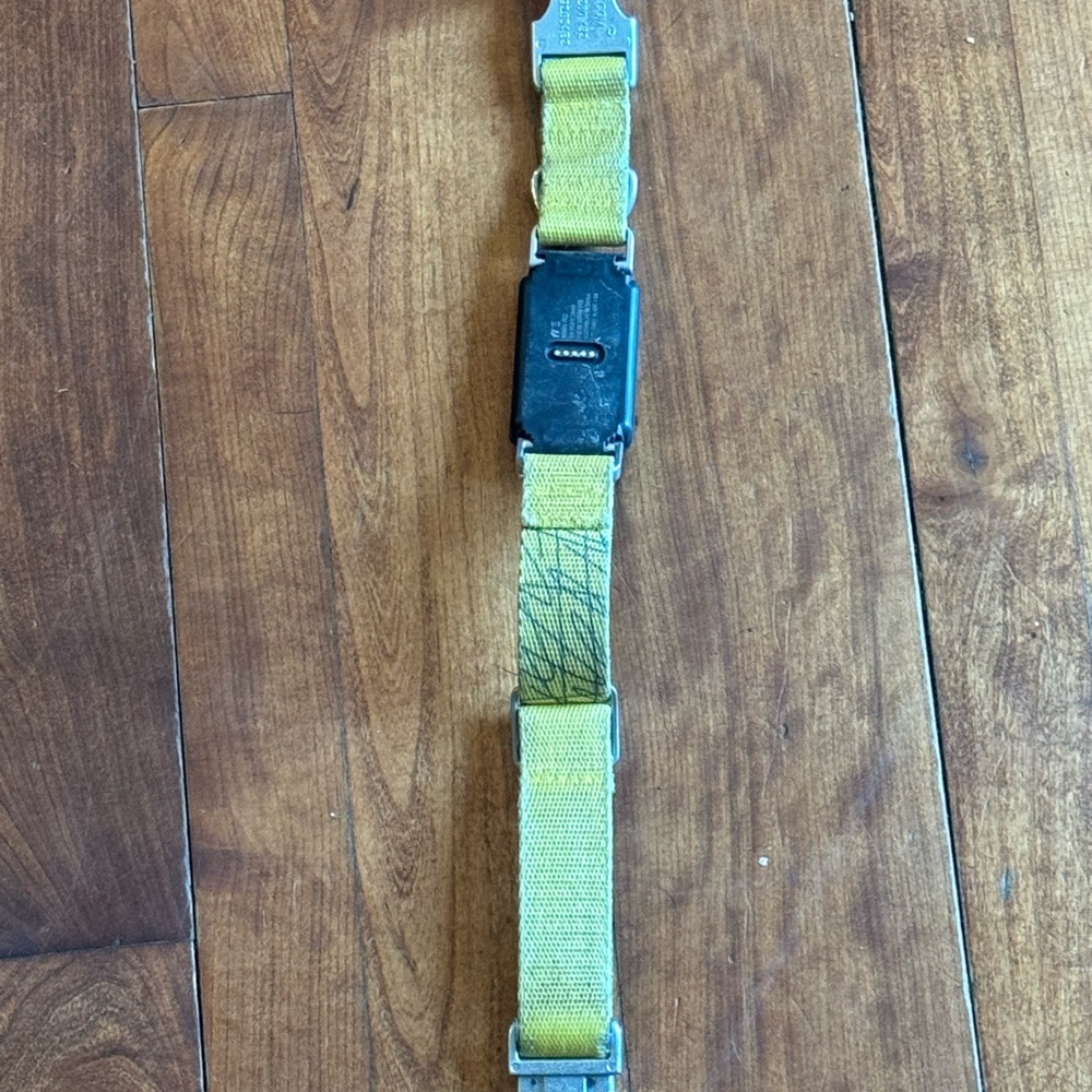 Fi GPS dog collar small -series 1 or 2 comes with charger